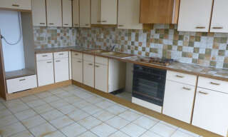 Appartement 5 Pièces 136 m² à louer à Luc-la-Primaube (12450)