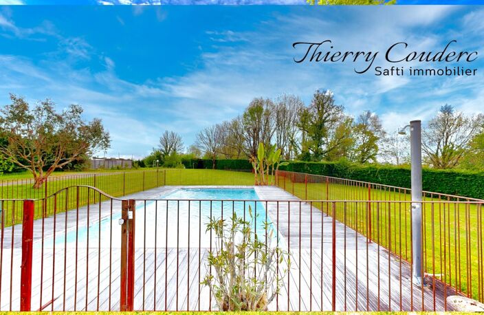 Corps de ferme restauré avec piscine et terrain de 38826 m². — photo 4
