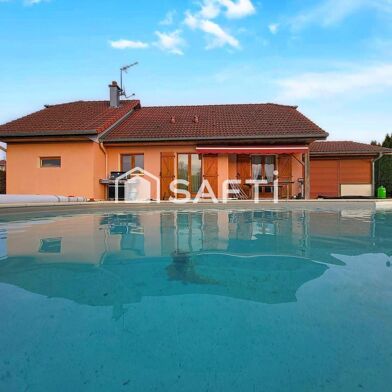 Maison 6 pièces 300000 €