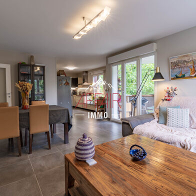 Appartement 4 pièces 349500 €