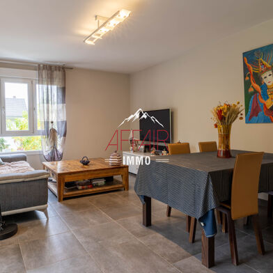 Appartement 4 pièces 349500 €