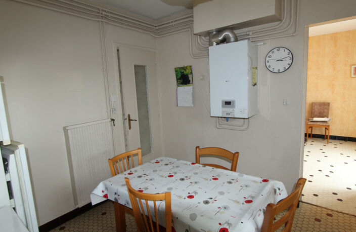 Maison familiale 101 m2   Tours Nord, secteur du Maine Type — photo 5