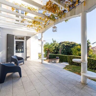 Maison 11 pièces 750000 €