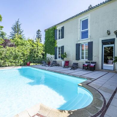 Maison 10 pièces 724500 €