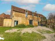Maison en pierre de 3 pièces principales — photo 2