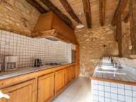 Maison en pierre de 3 pièces principales — photo 3