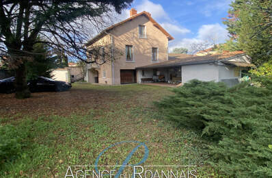 Maison à Vendre à RIORGES de 159 m2 avec terrain de 1037m2 , — photo du bien
