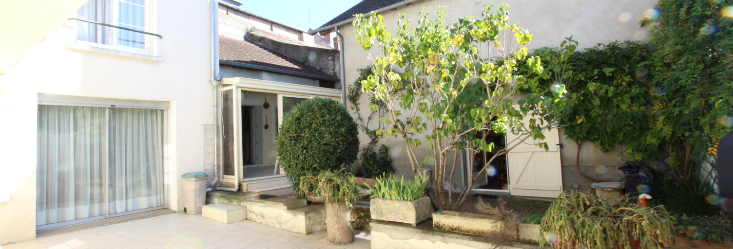 Maison 7 Pièces 200 m² à vendre à La Charité-sur-Loire (58400)