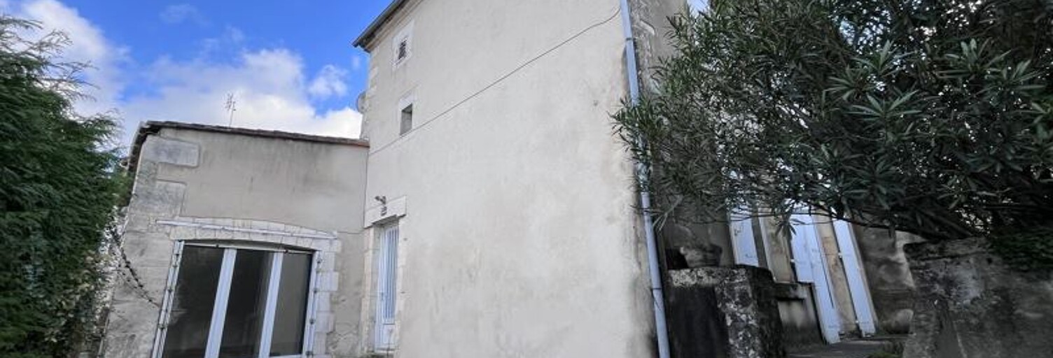 Maison 5 Pièces 104 m² à vendre à Barbezieux-Saint-Hilaire (16300)