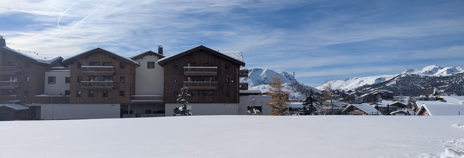 Appartement 1 Pièce 23 m² à vendre à Huez (38750)