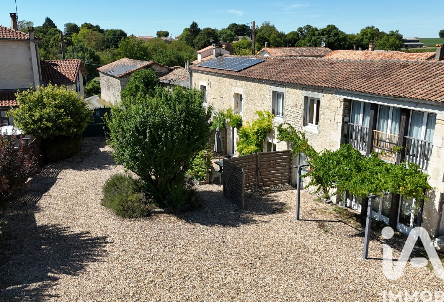 Vente Maison/villa 11 pièces — photo 1