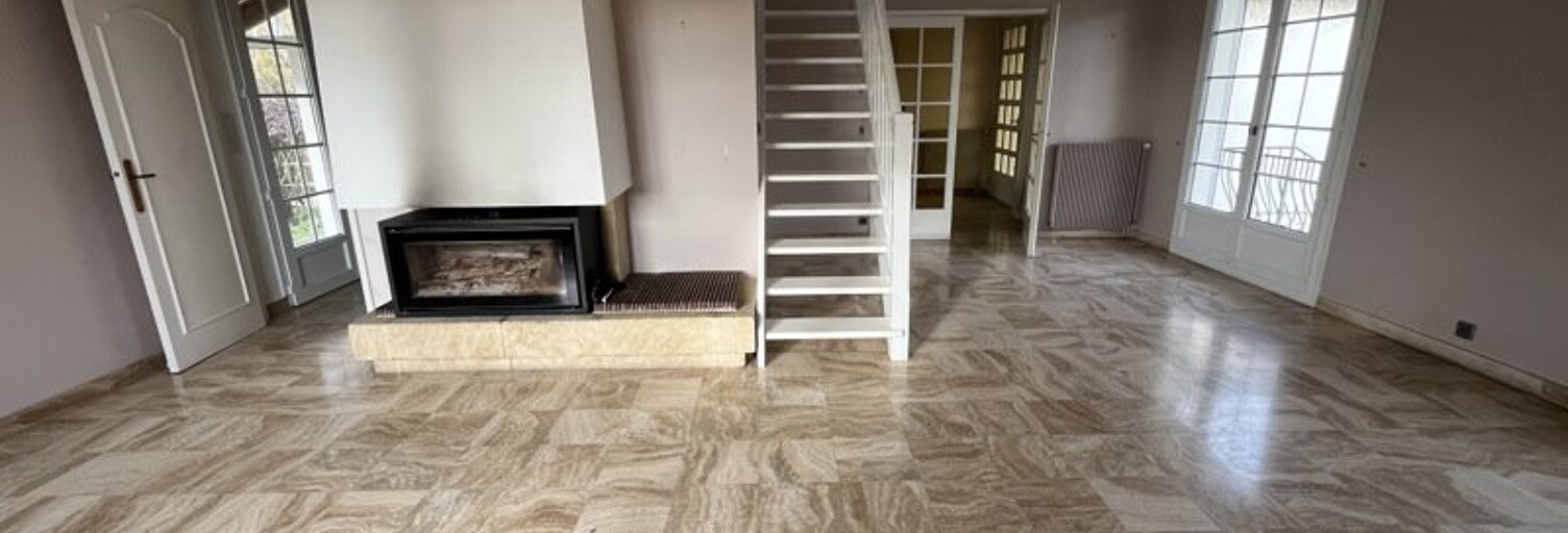 Maison 10 Pièces 278 m² à vendre à La Souterraine (23300)