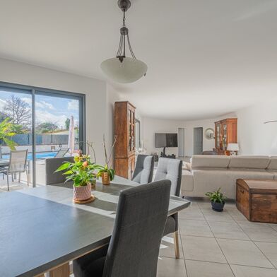 Maison 4 pièces 478400 €