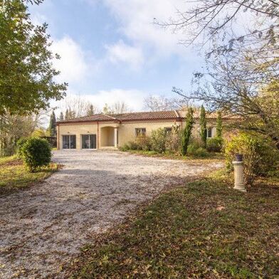 Maison 8 pièces 399000 €