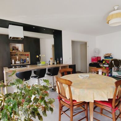 Appartement 4 pièces 225000 €