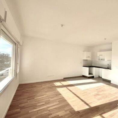 Appartement 3 pièces 1090 €