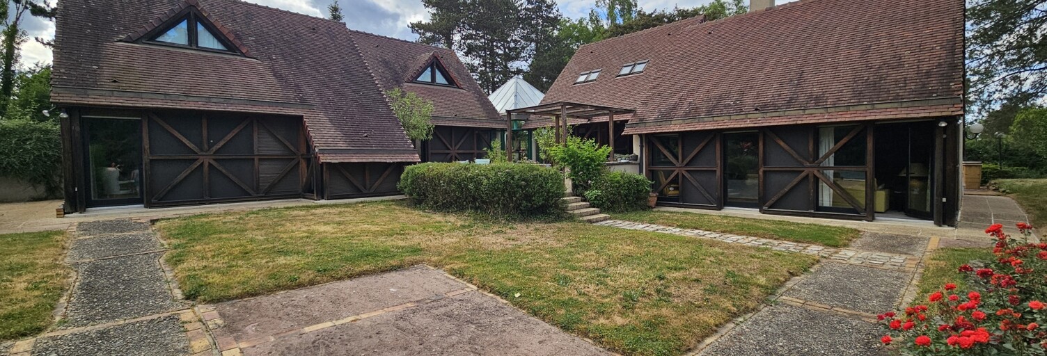 Maison 8 Pièces 233 m² à vendre à Bressolles (03000)