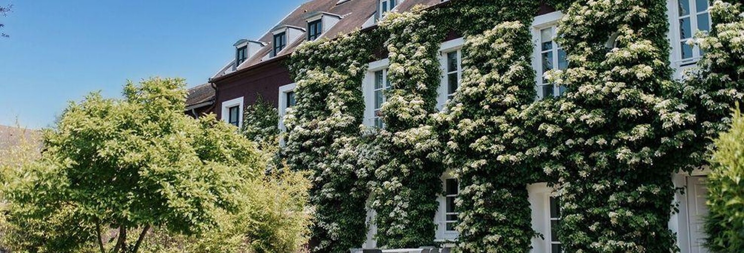 Maison 20 Pièces 1445 m² à vendre à Orgeval (78630)