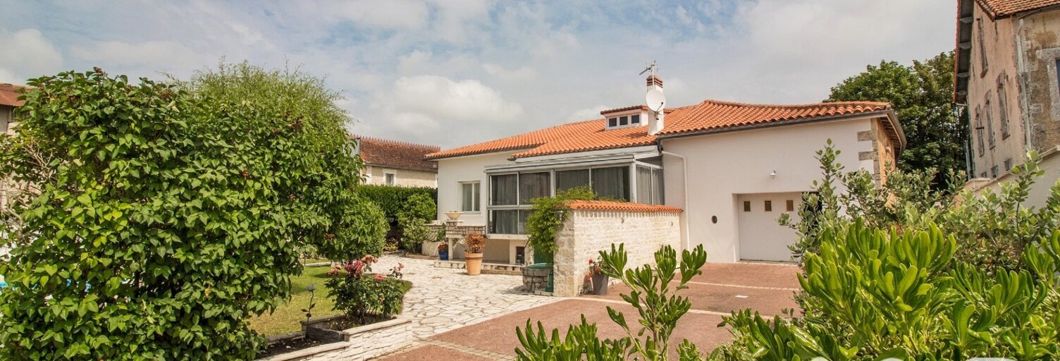 Maison 6 Pièces 135 m² à vendre à Mansle-les-Fontaines (16230)