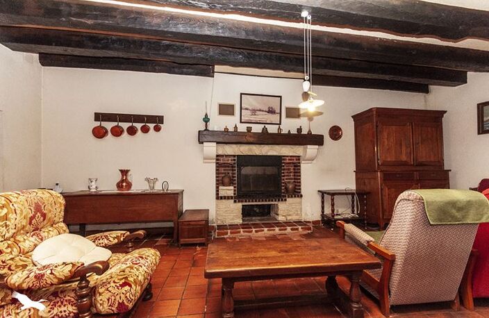 Maison en pierre de 6 pièces principales — photo 3