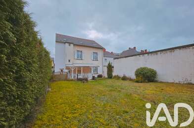 Immeuble  215000 €