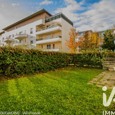 Appartement 4 pièces 243000 €