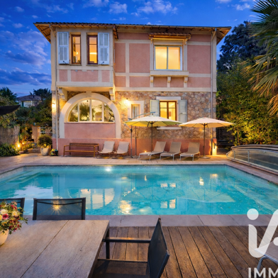 Maison 8 pièces 1095000 €