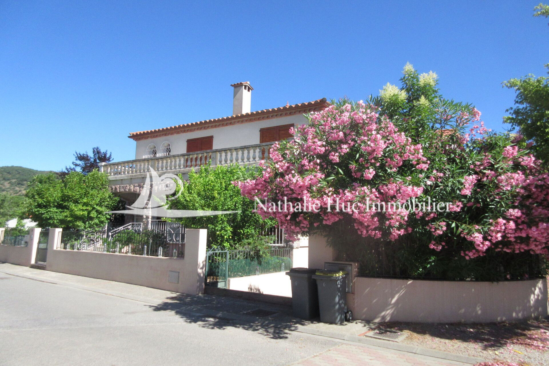 Villa / Maison  T6 à vendre Prades 66500