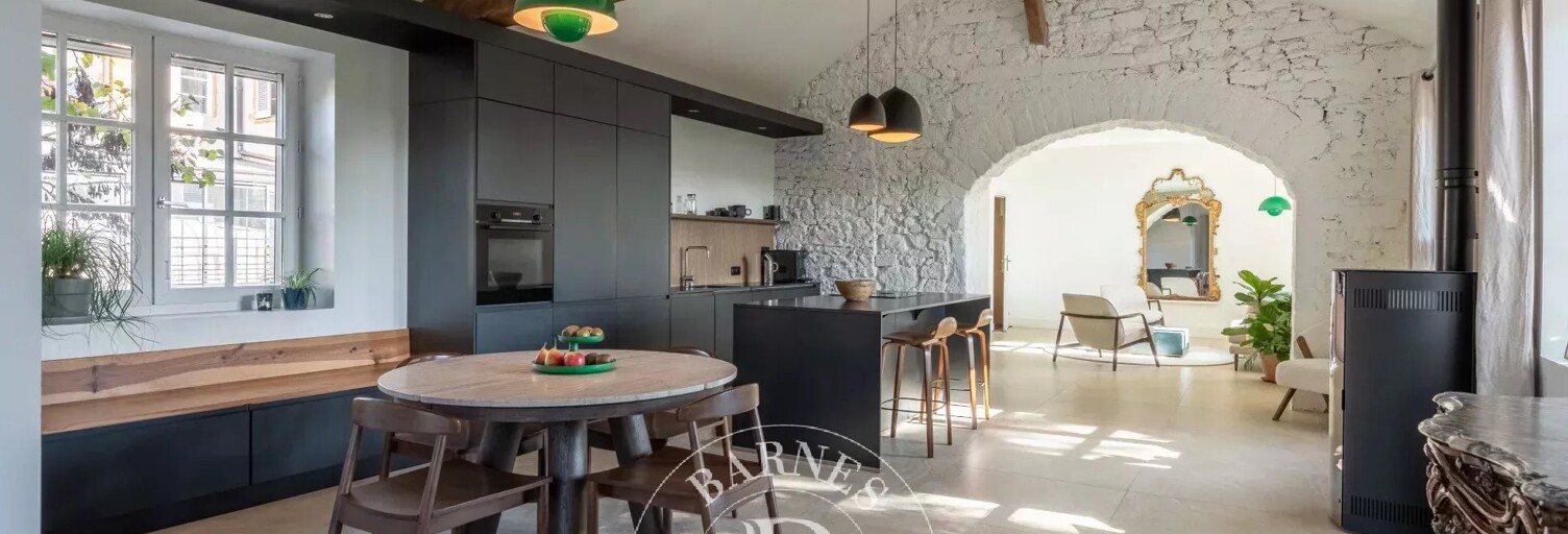 Appartement 6 Pièces 173 m² à vendre à Châtillon (69380)