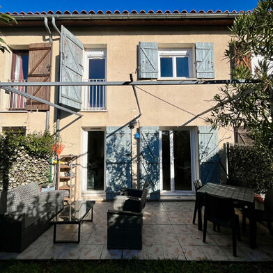 Maison 5 pièces 1350 €