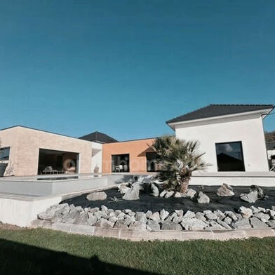 Maison 6 pièces 599000 €