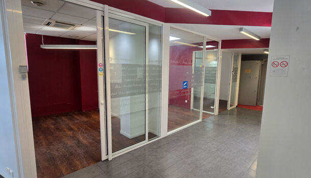 Local commercial 5 pièces  à vendre Jurançon 64110