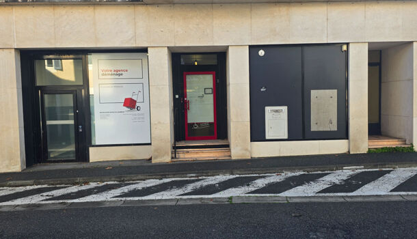 Local commercial 5 pièces  à louer Jurançon 64110