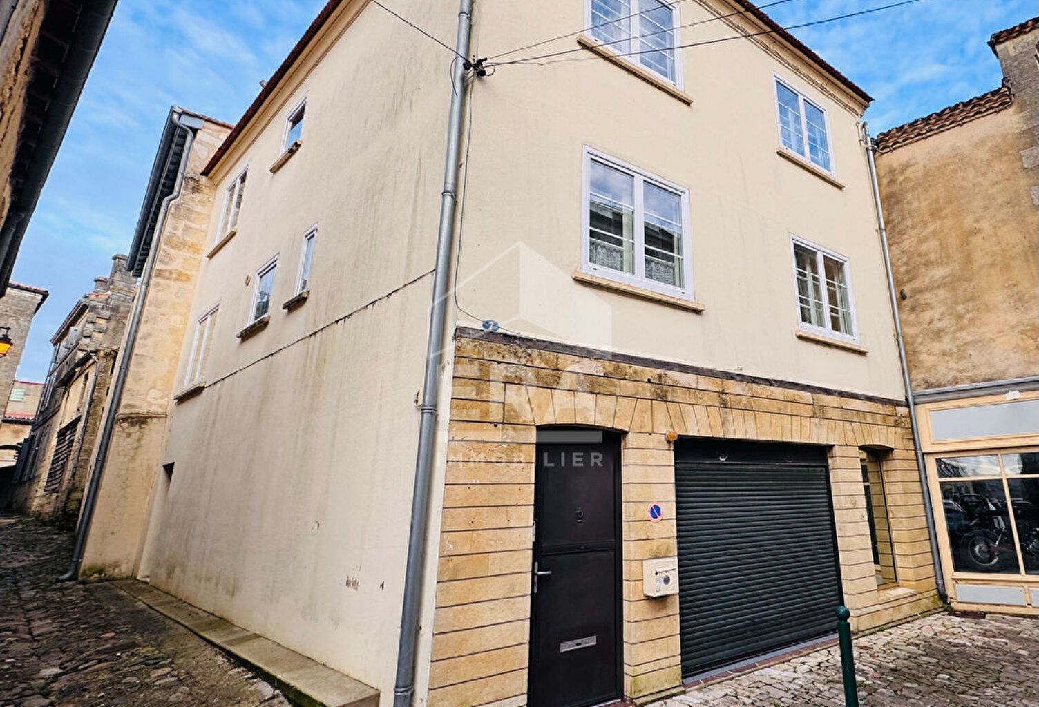 Maison à vendre à Bourg 141m2  + immeuble à rénover — photo 1