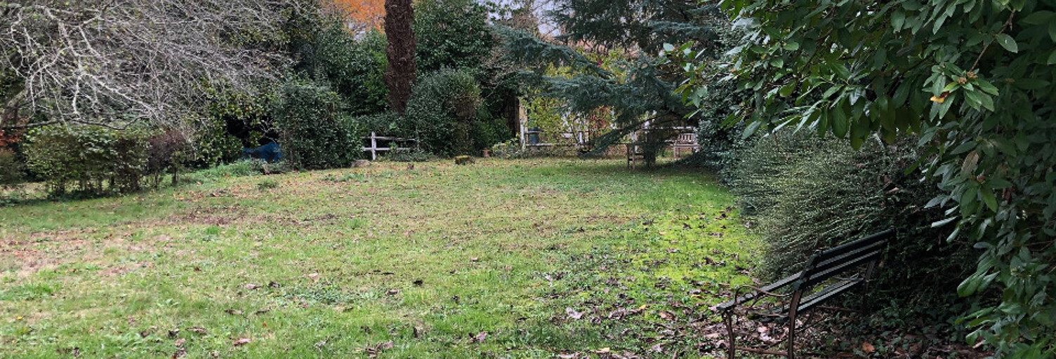 Terrain  1117 m² à vendre à Saint-Caprais-de-Bordeaux (33880)