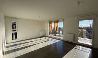 Appartement 3 Pièces 66 m² à louer à Chevry (01170)