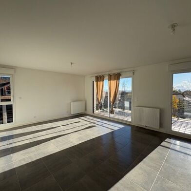 Appartement 3 pièces 1137 €