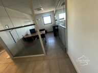 location bureau de- 170 m2 - VENADARGUES ( zone Commerciale — photo 4