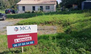 Terrain  800 m² à vendre à Bourg (33710)