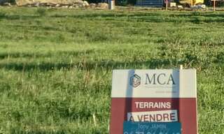 Terrain  621 m² à vendre à Saint-Quentin-de-Baron (33750)