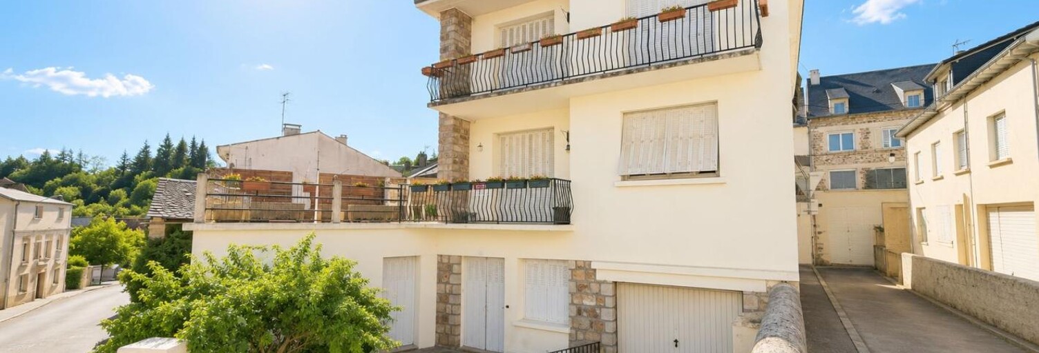 Maison 9 Pièces 250 m² à vendre à Cassagnes-Bégonhès (12120)