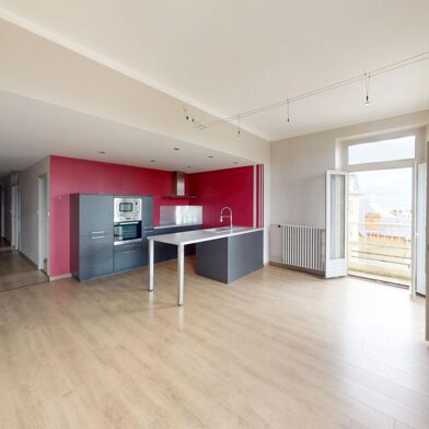 Appartement 3 pièces 790 €