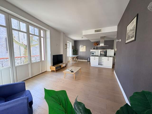 Appartement à vendre 3 pièces en plein coeur de Saint Jean de Luz — photo du bien