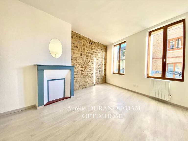 Exclusivité – Honfleur – Appartement rénové dans superbe copropriété historique - Balcon - Plein coeur Historique — photo 1