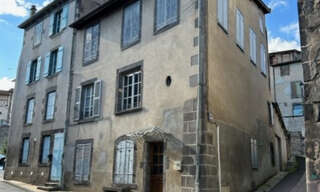 Maison 5 Pièces 179 m² à vendre à Maringues (63350)