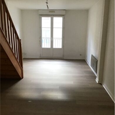 Appartement 3 pièces 980 €