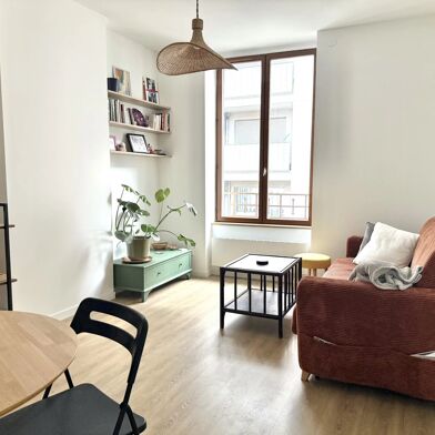 Appartement 3 pièces 995 €