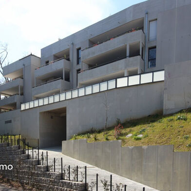 Appartement 4 pièces 1250 €