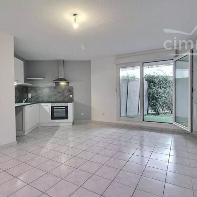 Appartement 2 pièces 756 €