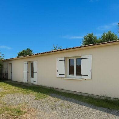 Maison 3 pièces 800 €